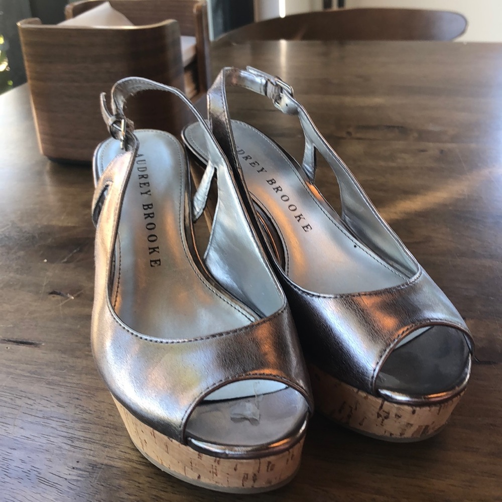 Gorgeous pewter wedges